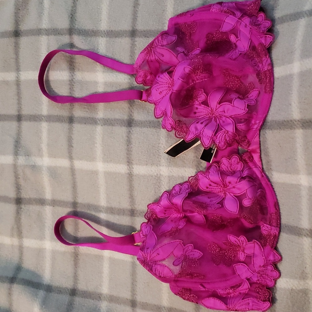 Victoria secret lace bra